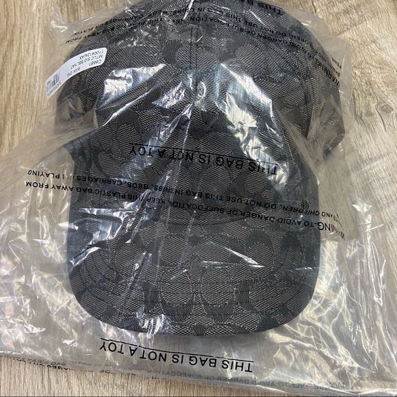 Coach Baseball Hat In Metallic Signature, Black/Gunmetal - Picture 8 of 13